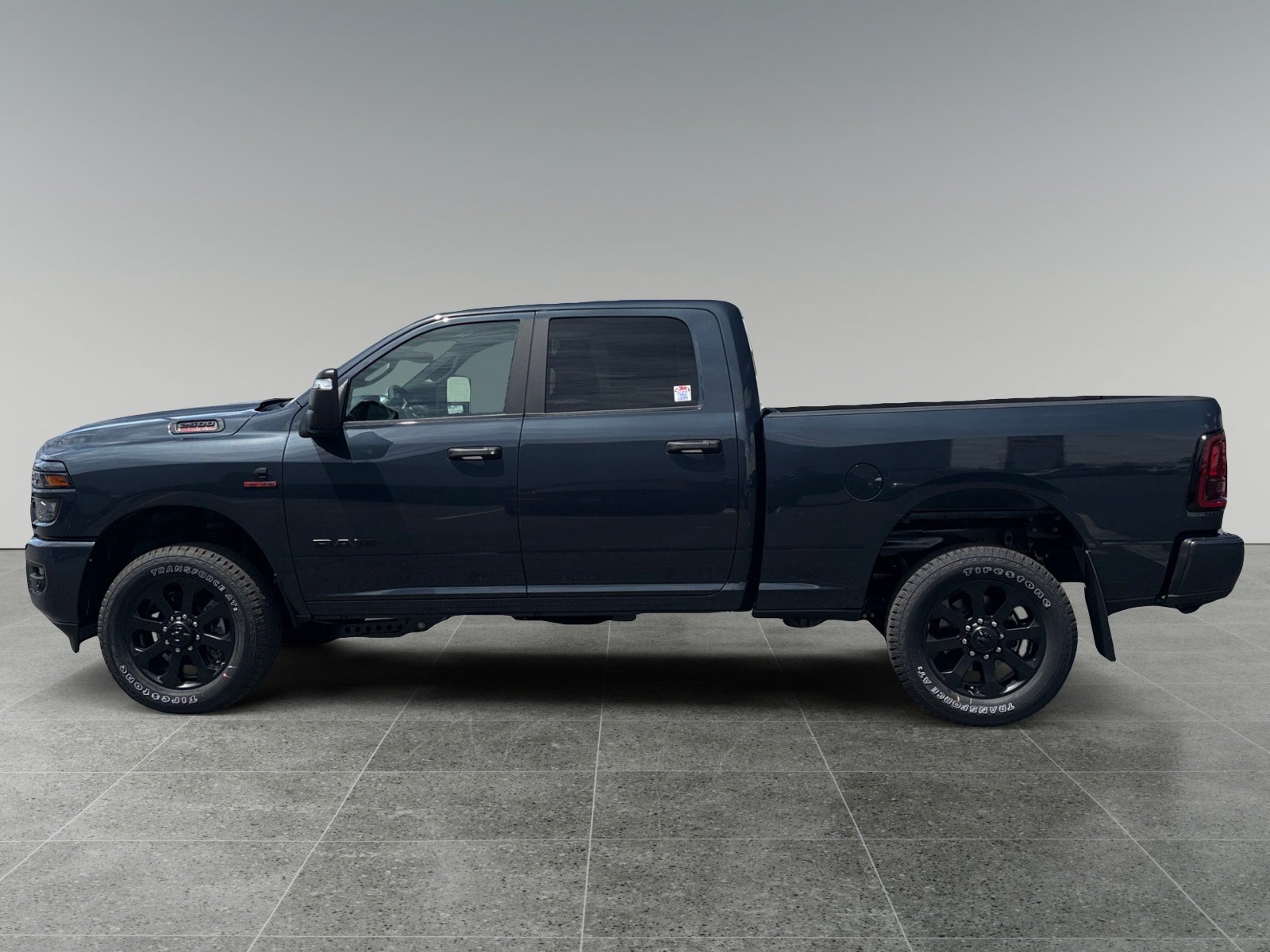 New 2026 RAM 2500 Big Horn AWD/4WD image 2