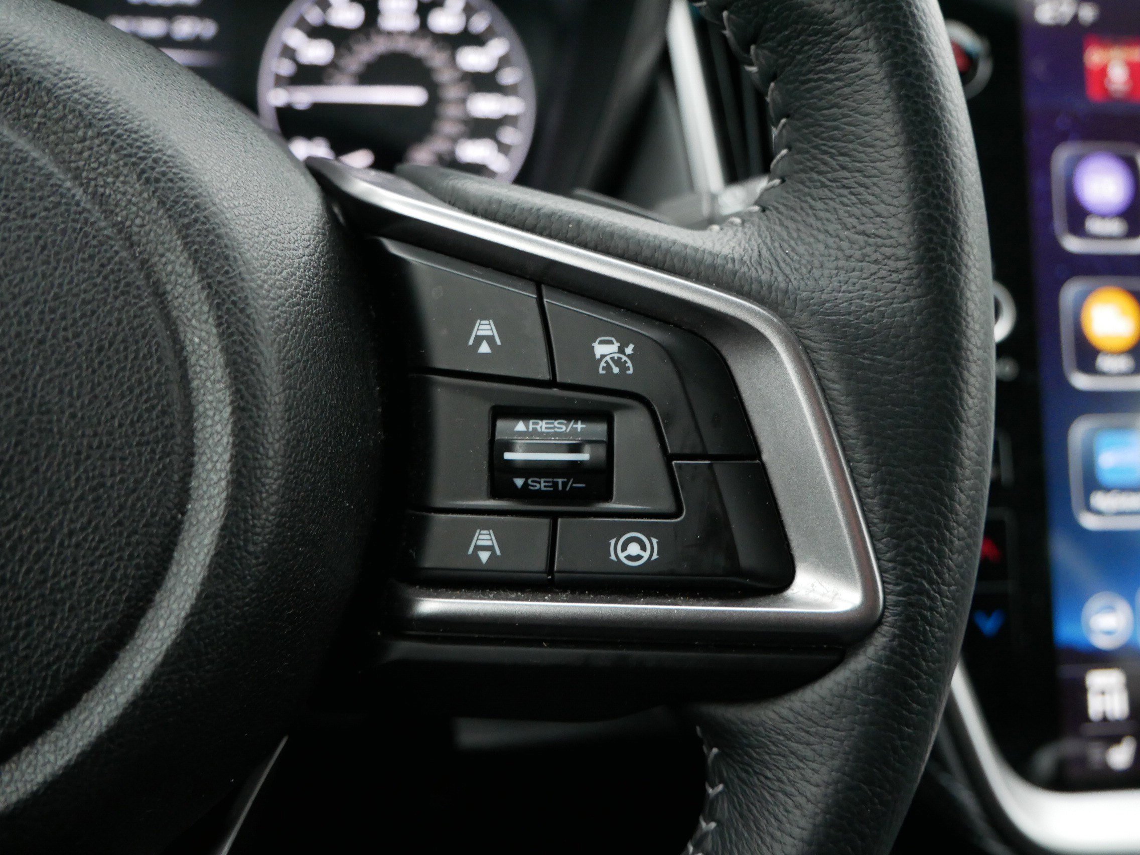 Used 2020 Subaru Outback Limited image 29