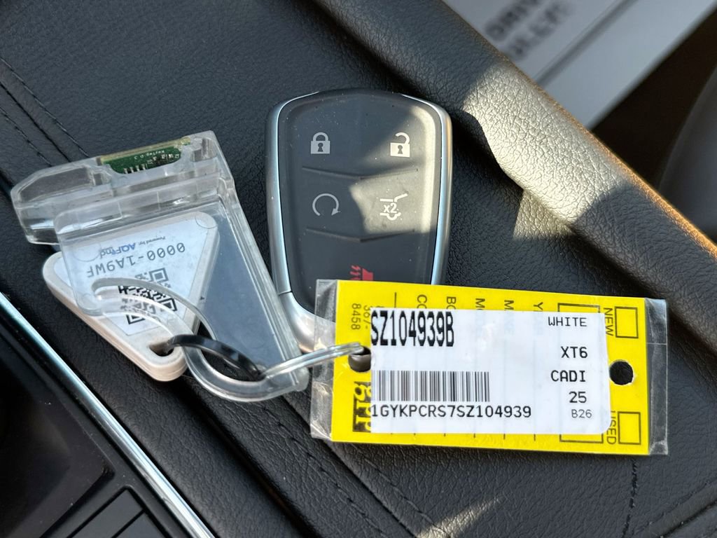 Used 2025 Cadillac XT6 Premium Luxury w/ Technology Package image 37