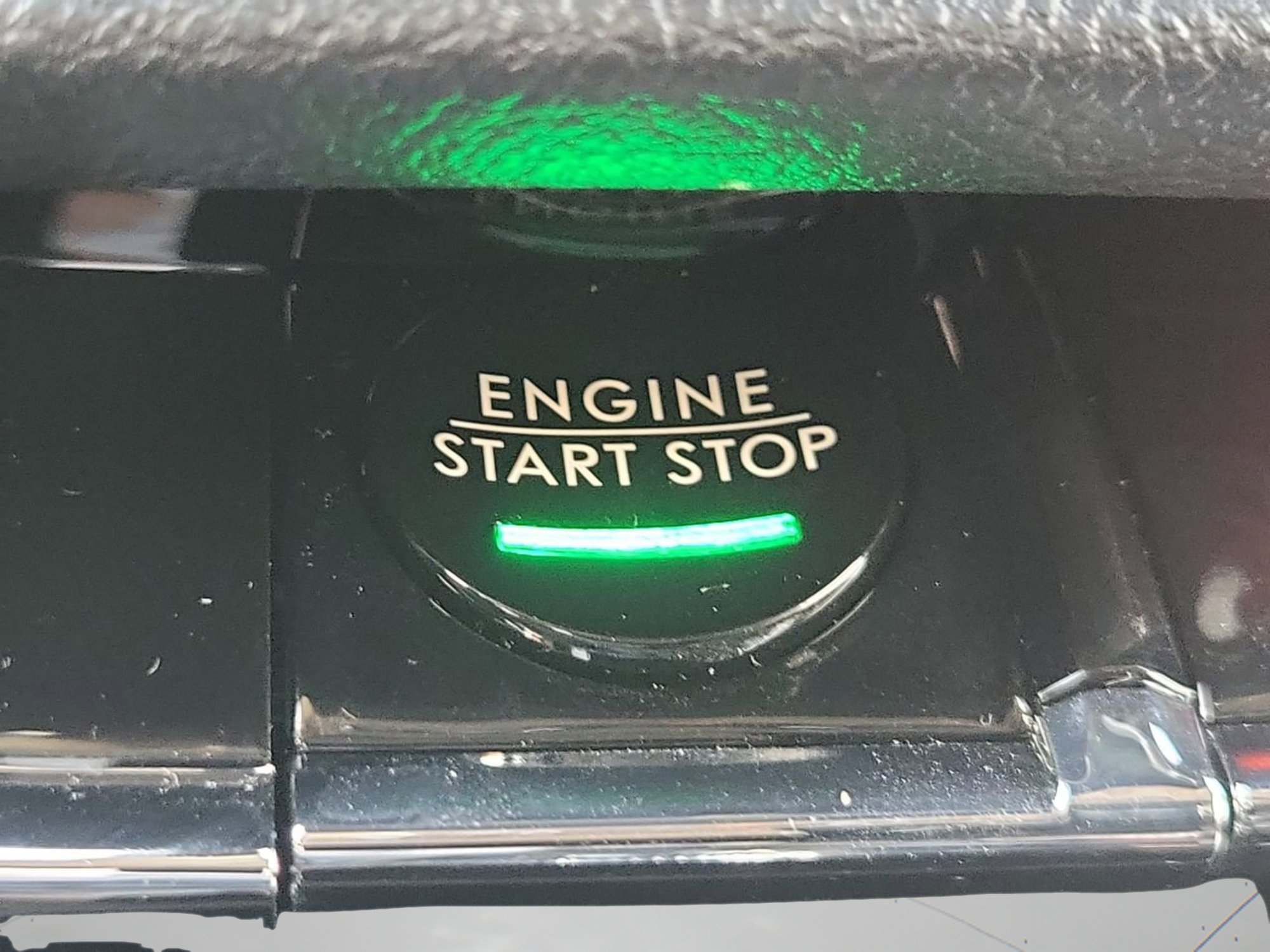 Used 2025 Lincoln Corsair Grand Touring w/ Equipment Group 302A image 30