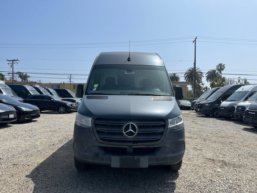 Used 2019 Mercedes-Benz Sprinter 144 image 2