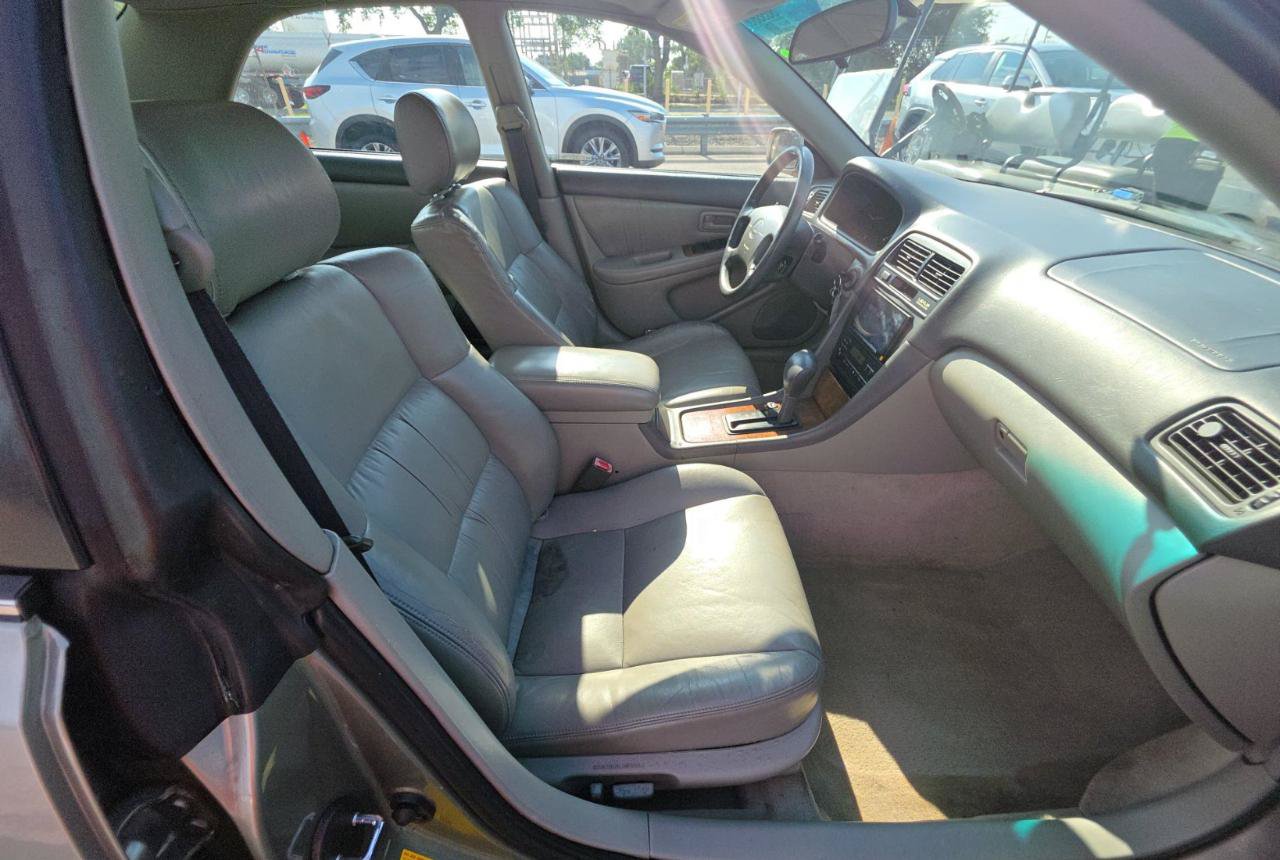 Used 1998 Lexus ES 330 FWD image 8