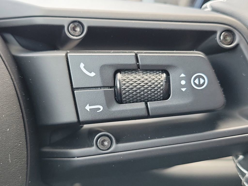 New 2025 Porsche Cayenne S image 40