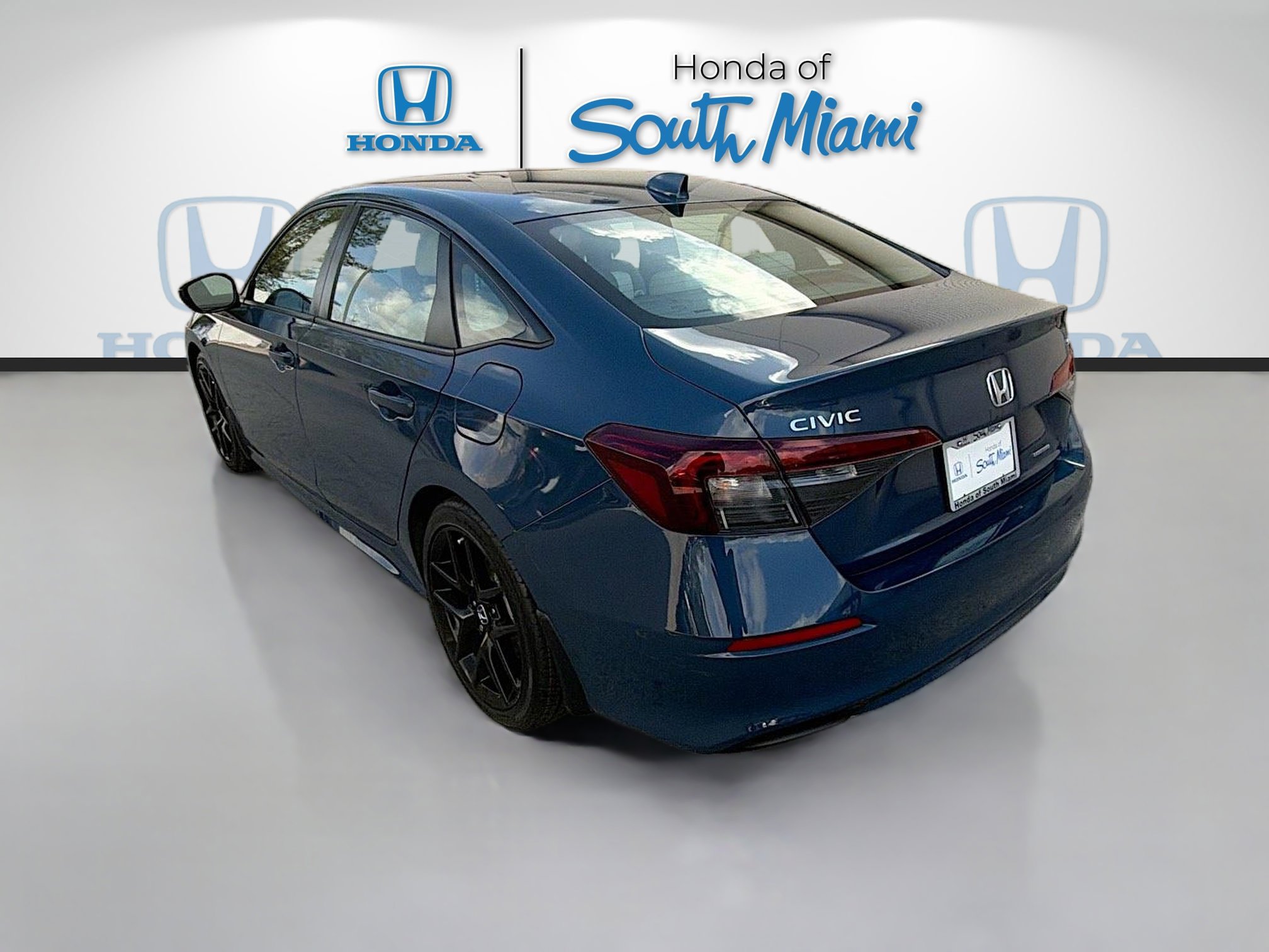 Used 2025 Honda Civic Sport image 5