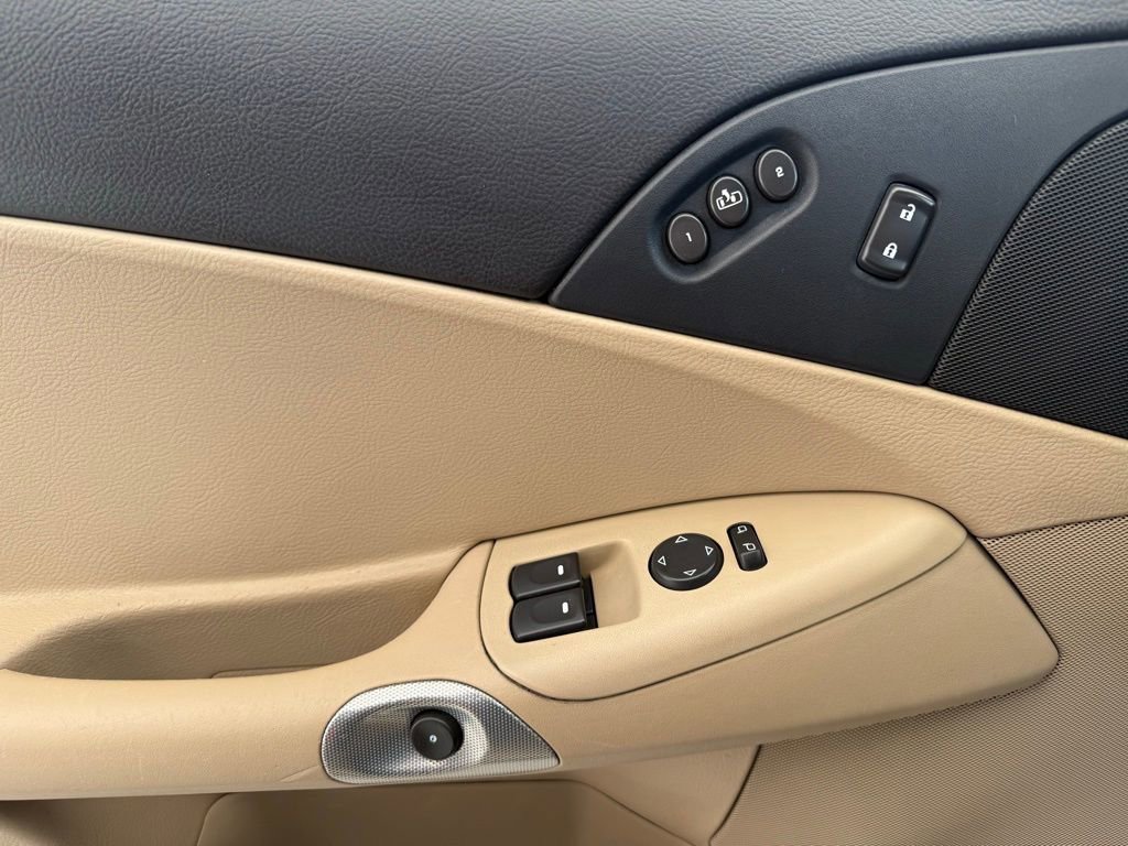 Used 2007 Chevrolet Corvette Coupe w/ Preferred Equipment Group image 16