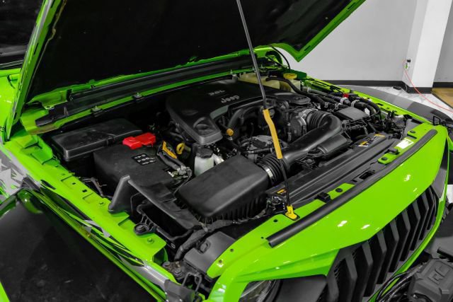 Used 2021 Jeep Gladiator Rubicon w/ LED Lighting Group AWD/4WD image 51