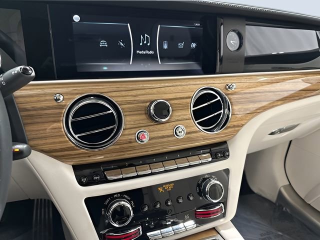 Used 2023 Rolls-Royce Ghost image 21