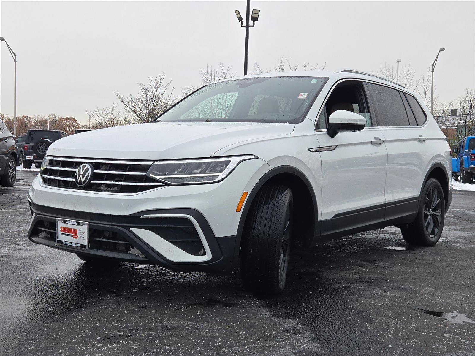 Used 2024 Volkswagen Tiguan SE image 6