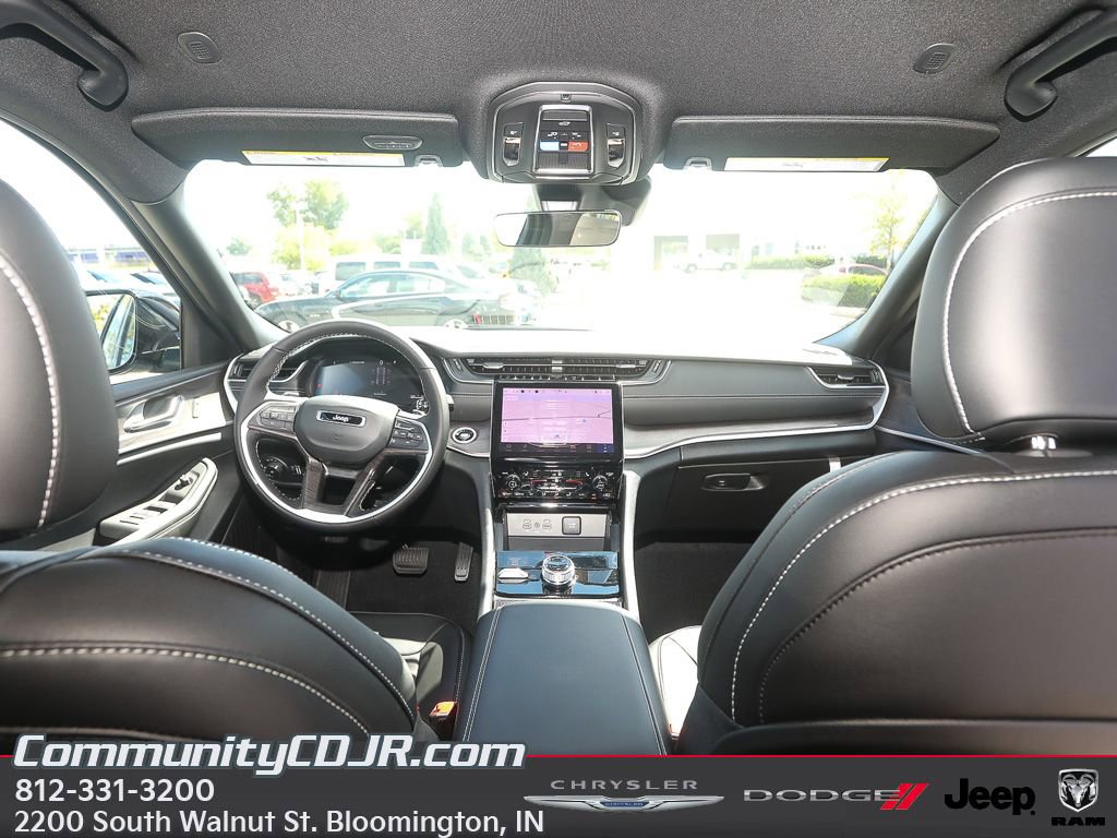 New 2025 Jeep Grand Cherokee Limited image 21