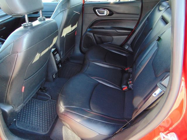Used 2025 Jeep Compass Trailhawk AWD/4WD image 22
