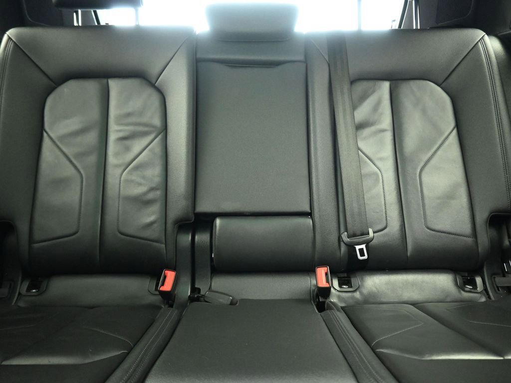 Used 2023 Audi Q3 2.0T Premium image 29