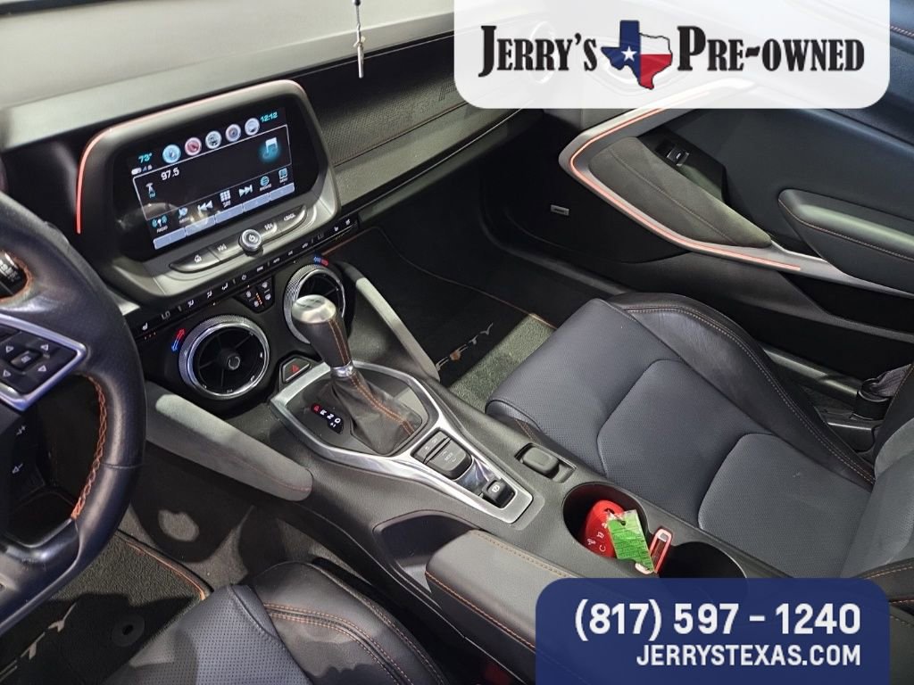 Used 2017 Chevrolet Camaro LT image 11