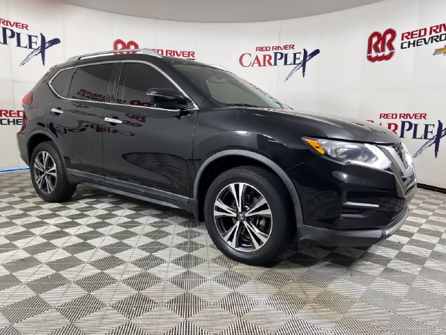 Used 2018 Nissan Rogue SV w/ Premium Package