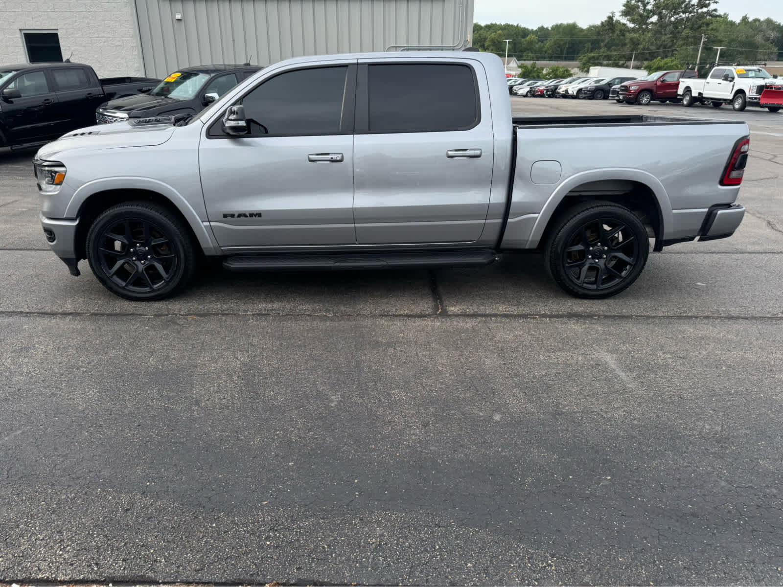 Used 2022 RAM 1500 Laramie image 9