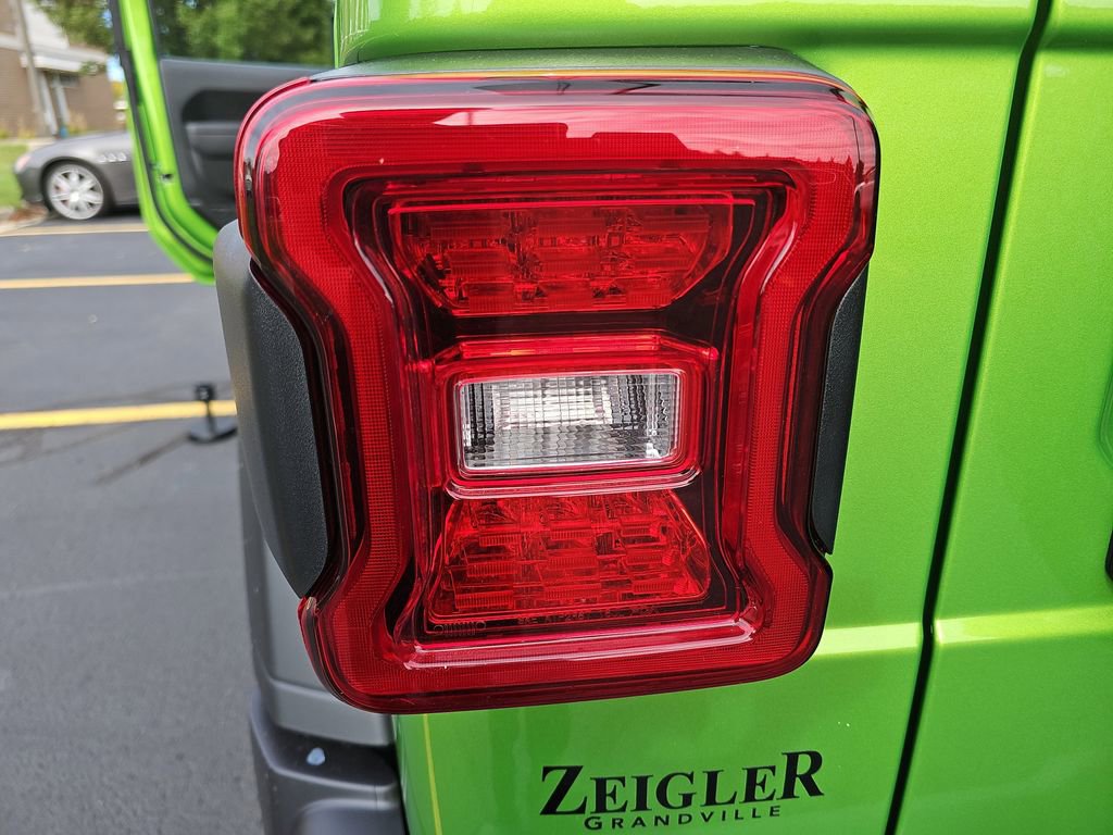 New 2026 Jeep Wrangler Sport S image 32