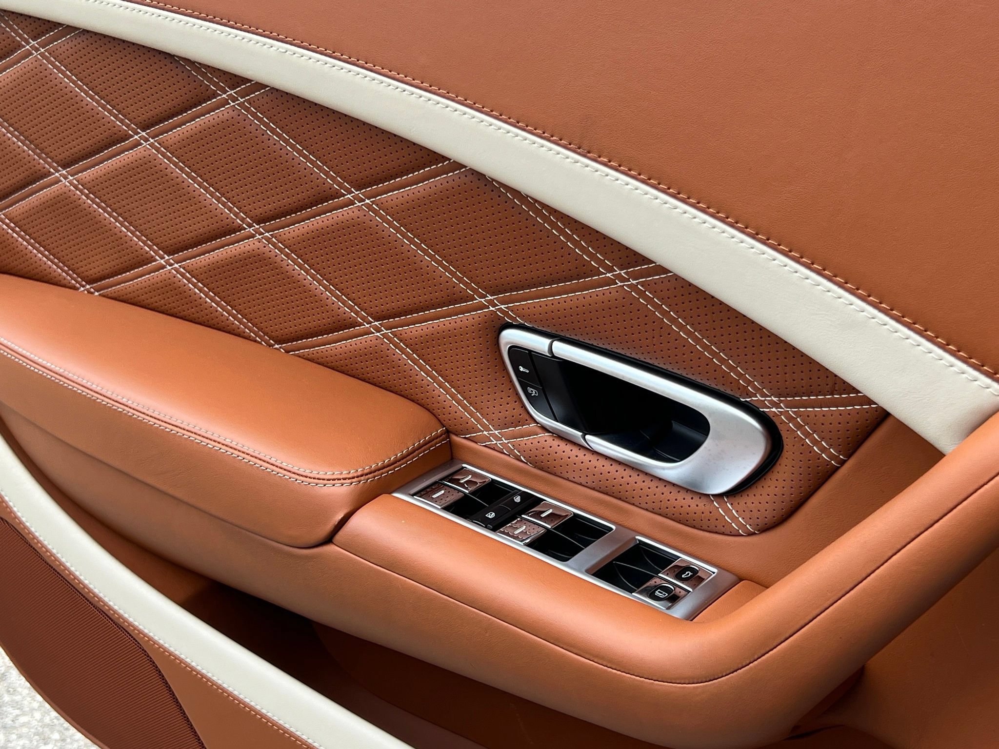 Used 2015 Bentley Continental GT Speed AWD/4WD image 35