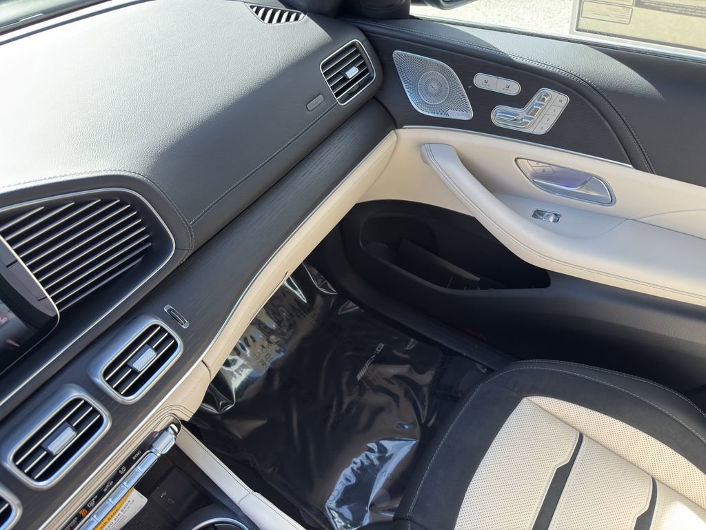 New 2026 Mercedes-Benz GLE 53 AMG 4MATIC Coupe image 25