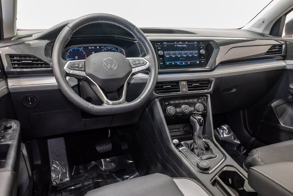Used 2023 Volkswagen Taos SEL AWD/4WD image 9