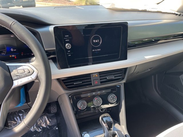 New 2025 Volkswagen Taos S image 19