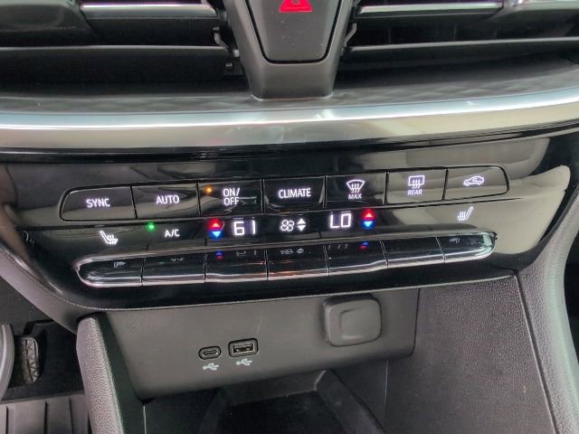 Used 2024 Buick Encore GX Avenir w/ Avenir Convenience Package AWD/4WD image 22