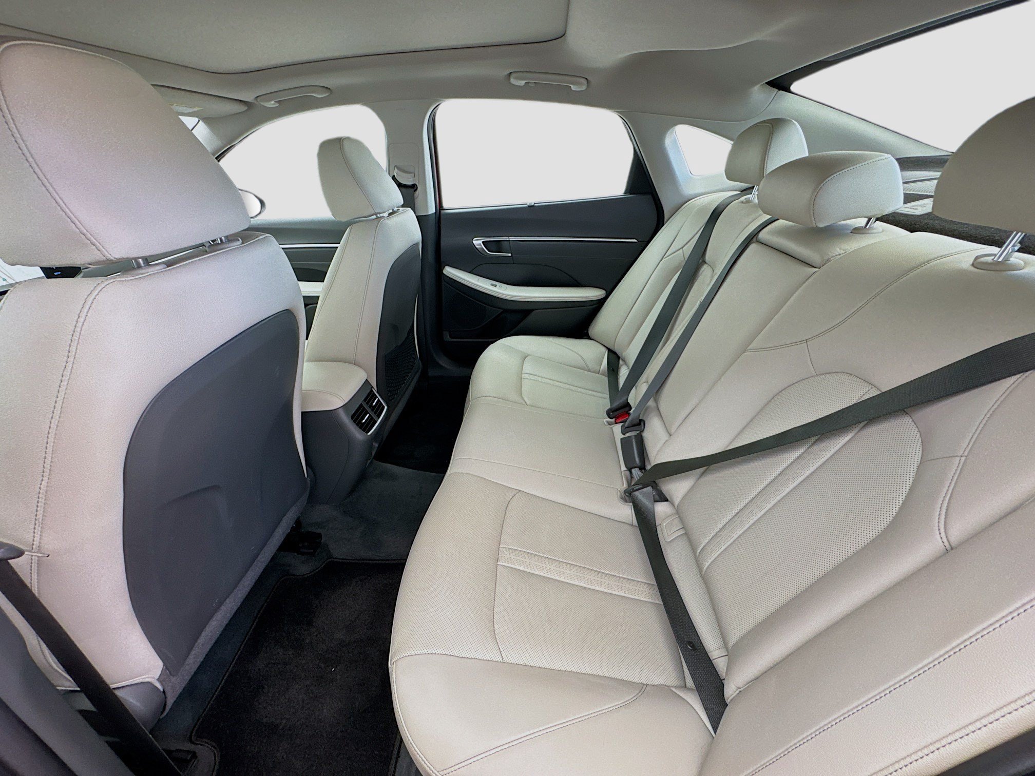 Used 2023 Hyundai Sonata Limited FWD image 16