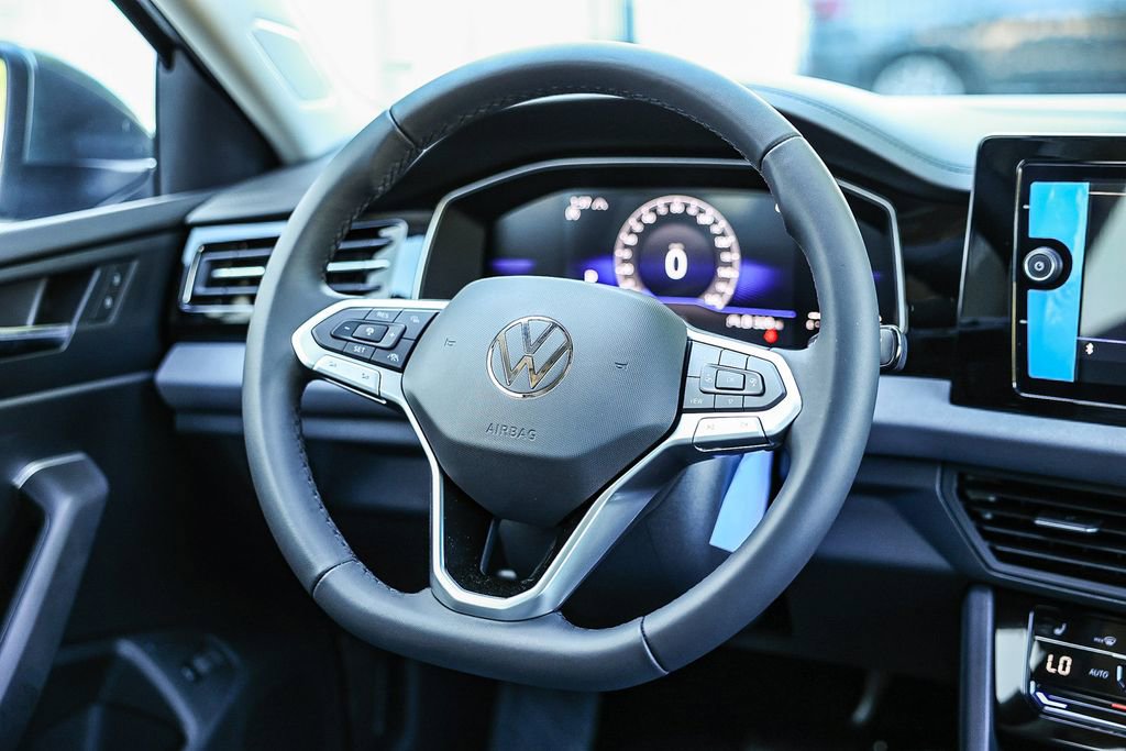 New 2026 Volkswagen Jetta SE image 25