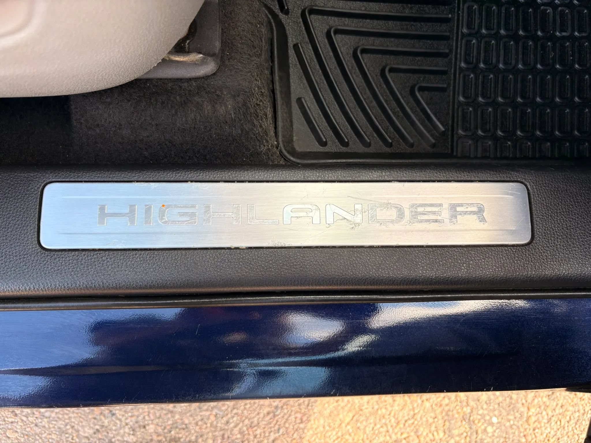 Used 2021 Toyota Highlander Limited AWD/4WD image 24