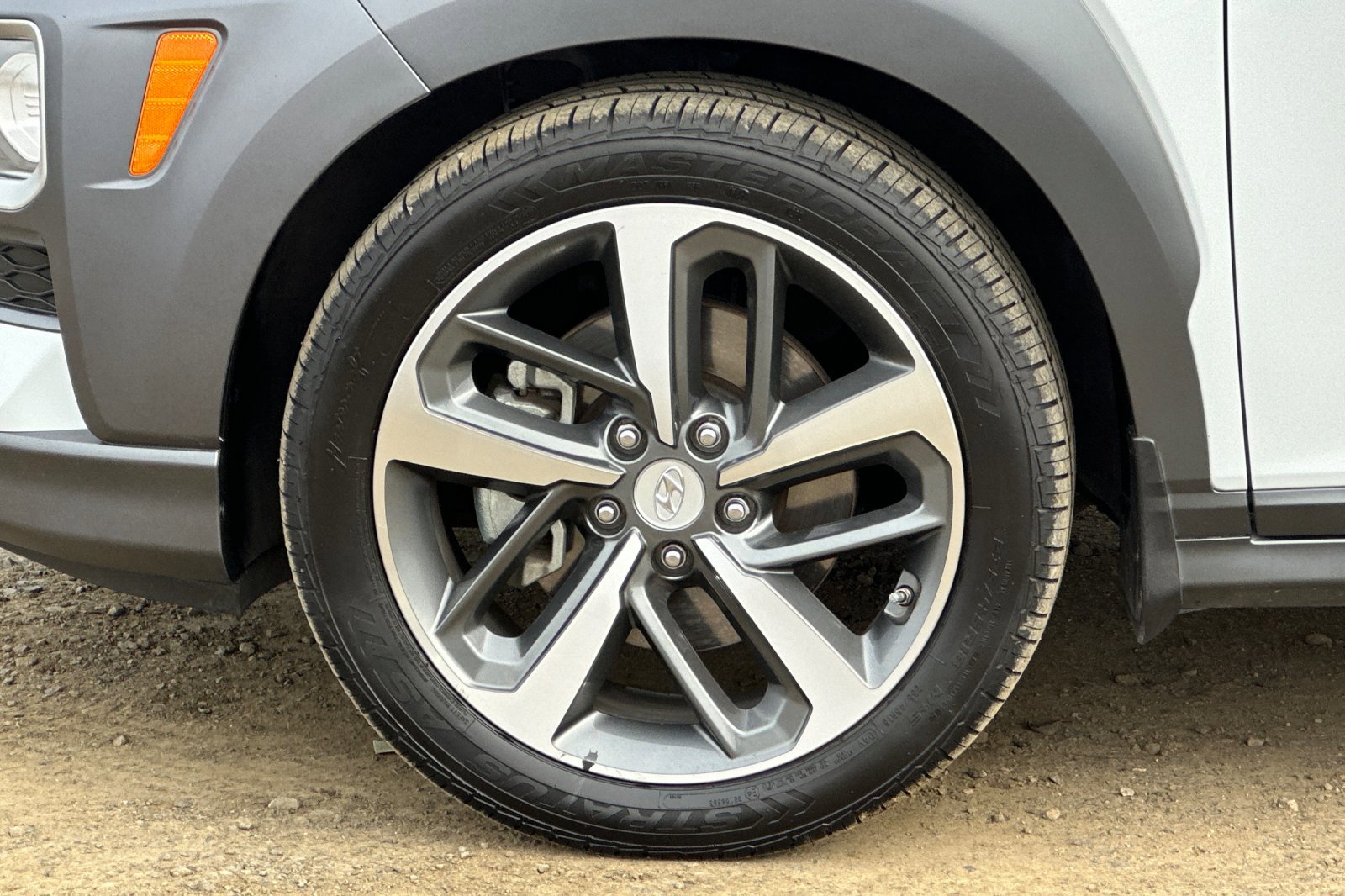 Used 2020 Hyundai Kona Limited image 25