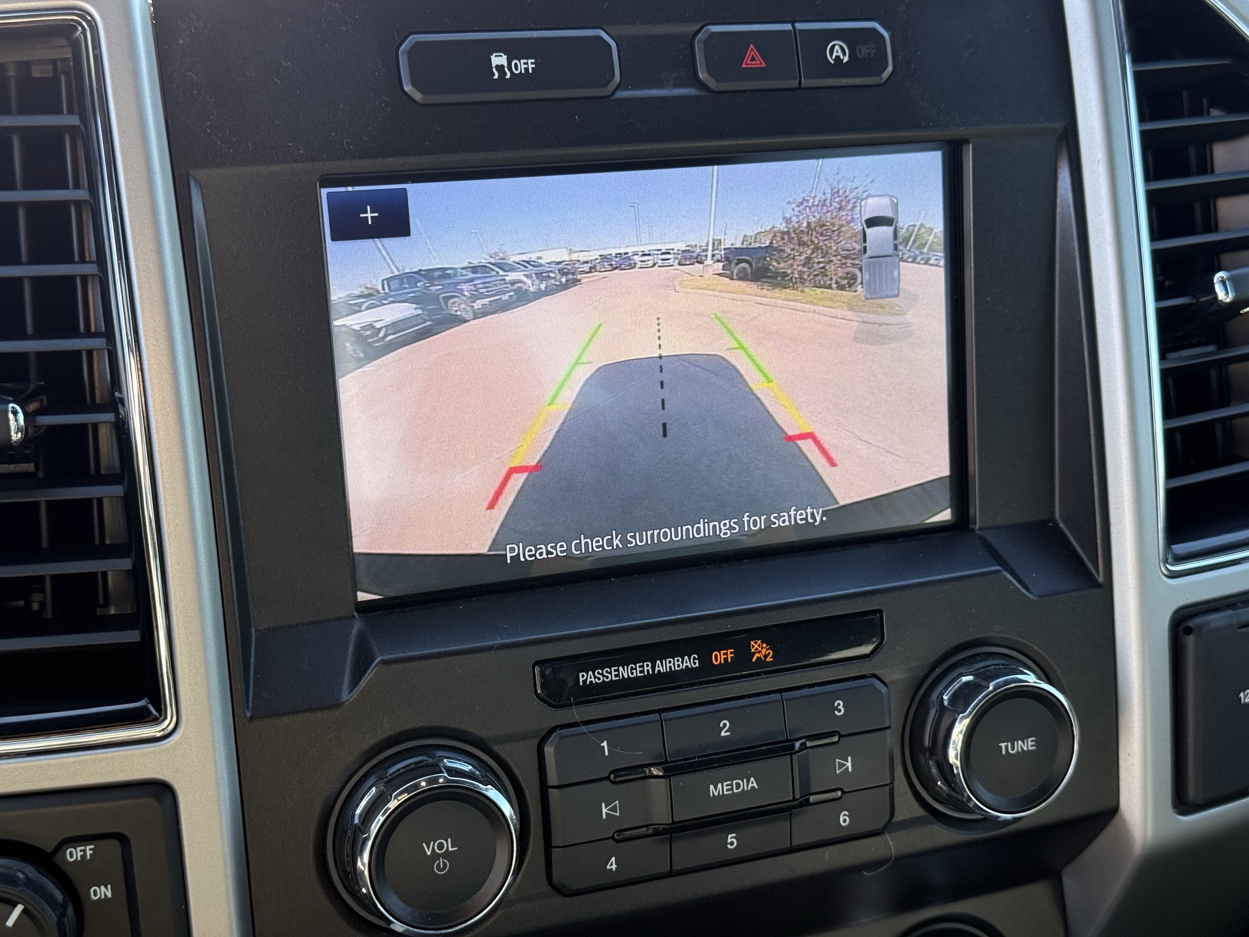 Used 2019 Ford F150 Lariat image 21