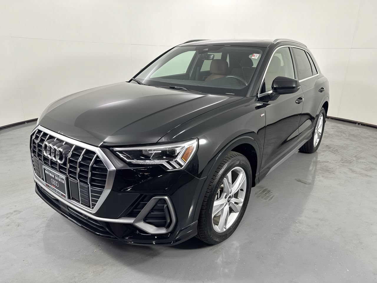 Used 2022 Audi Q3 2.0T Premium Plus w/ Premium Plus Package AWD/4WD image 29