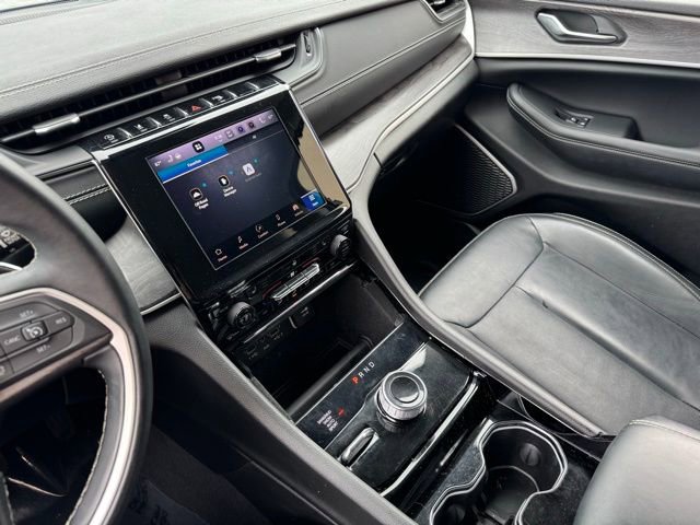 Used 2022 Jeep Grand Cherokee L Limited w/ Trailer Tow Group (B) image 19