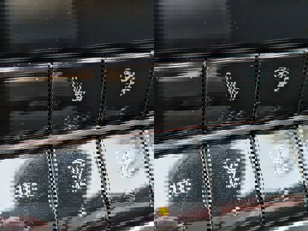 New 2026 GMC Canyon Elevation w/ Convenience Package image 24