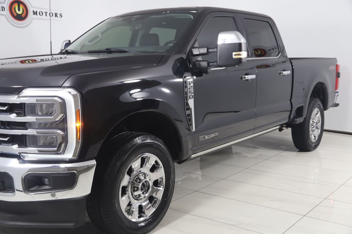 Used 2023 Ford F250 Lariat w/ Lariat Ultimate Package AWD/4WD image 52