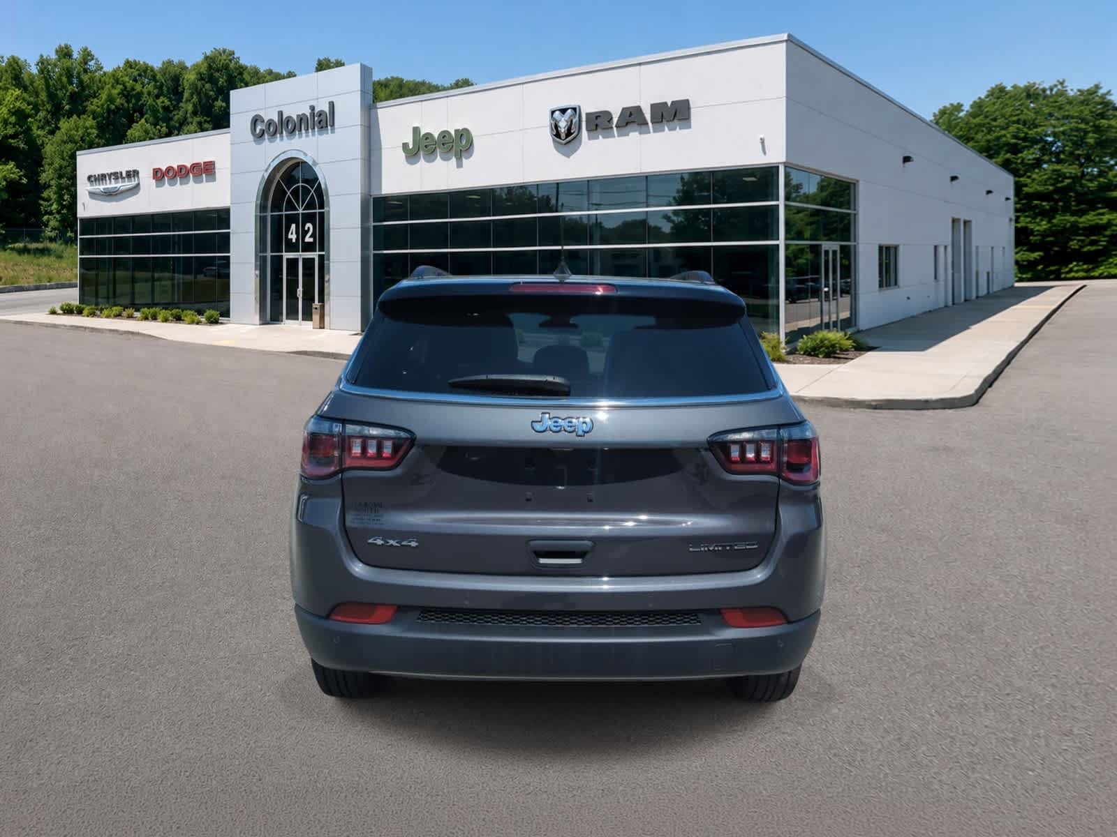 Used 2024 Jeep Compass Limited AWD/4WD image 5