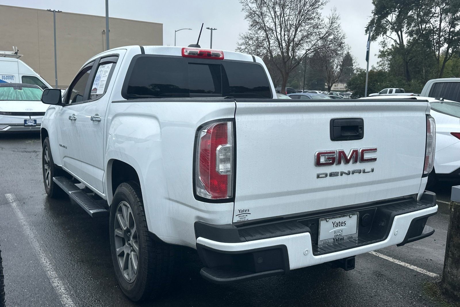 Used 2021 GMC Canyon Denali image 3
