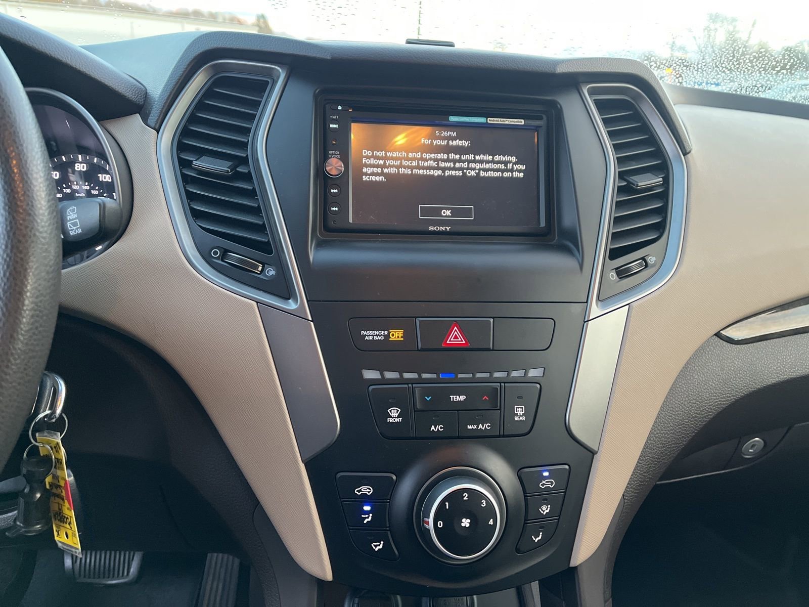 Used 2017 Hyundai Santa Fe Sport image 29