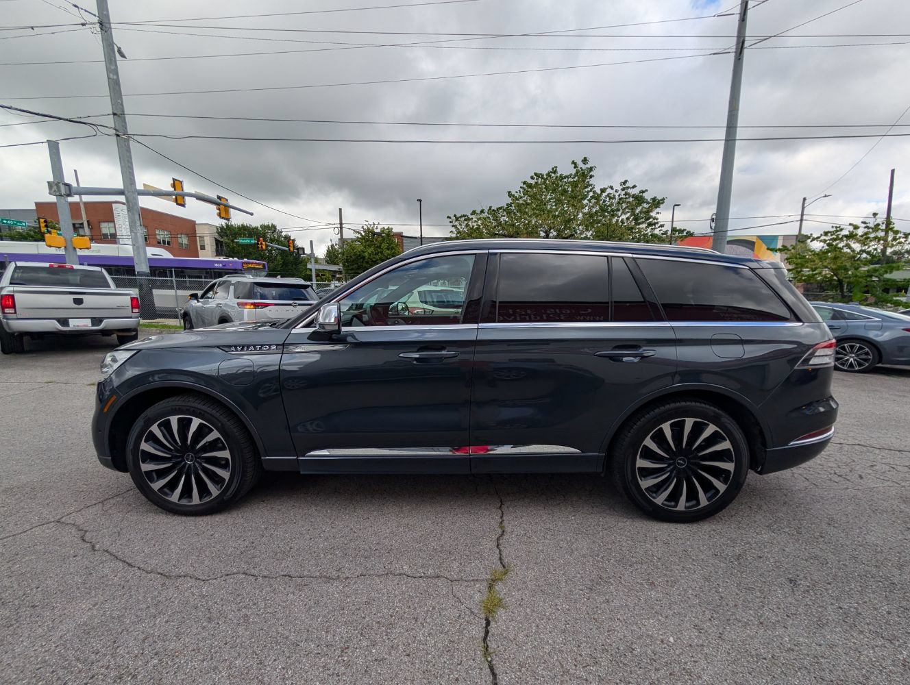 Used 2021 Lincoln Aviator Black Label Grand Touring AWD/4WD image 9