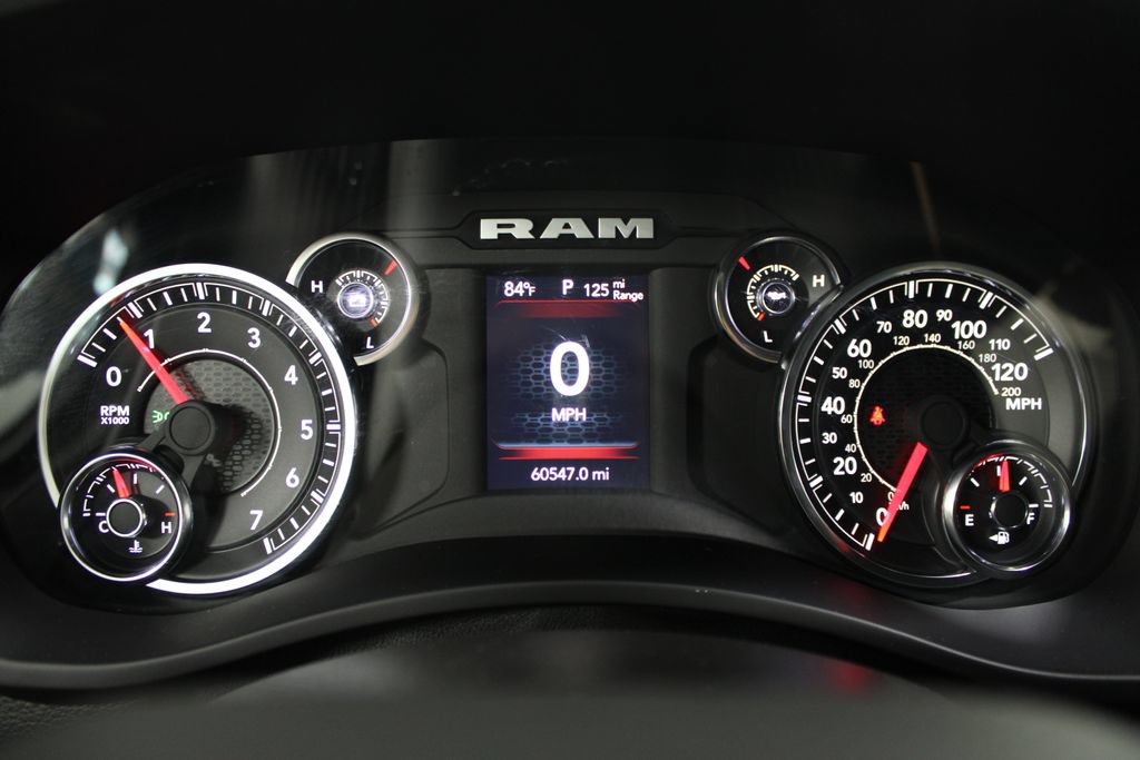 Used 2024 RAM 2500 Big Horn AWD/4WD image 35