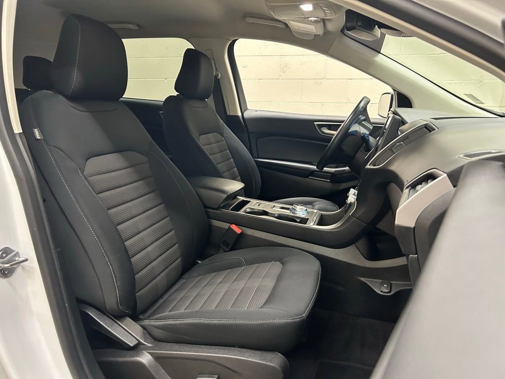 Used 2023 Ford Edge SEL AWD/4WD image 10