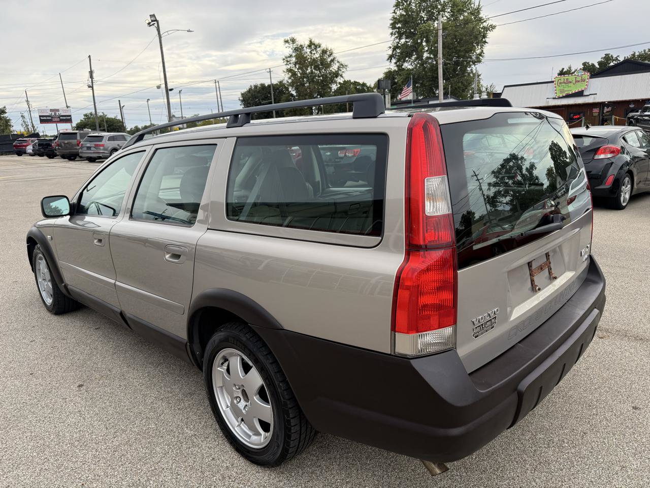 Used 2001 Volvo V70 Cross Country AWD/4WD image 5