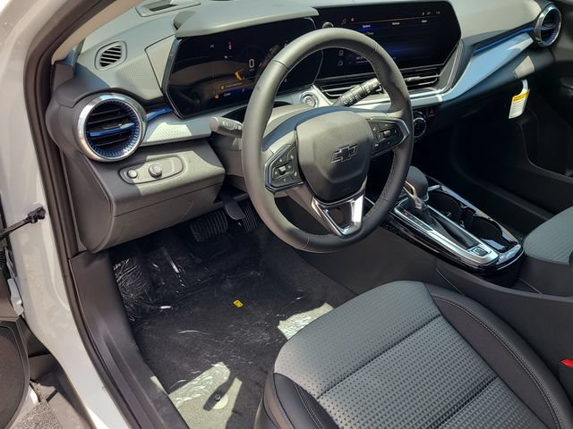 New 2026 Chevrolet Trax LT w/ Midnight Edition FWD image 19