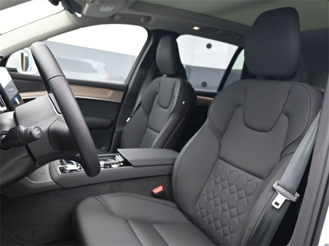 New 2026 Volvo XC90 B6 Plus image 12