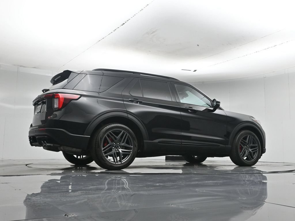 Used 2025 Ford Explorer ST RWD image 51