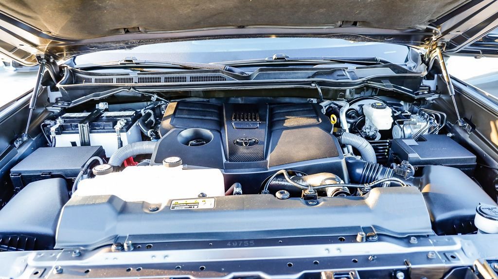 Used 2025 Toyota Tundra Limited image 30