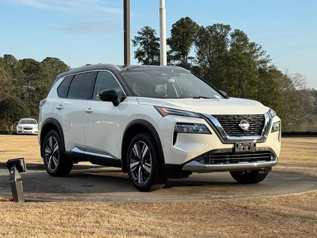 Used 2022 Nissan Rogue Platinum w/ Head-Up Display Package image 1