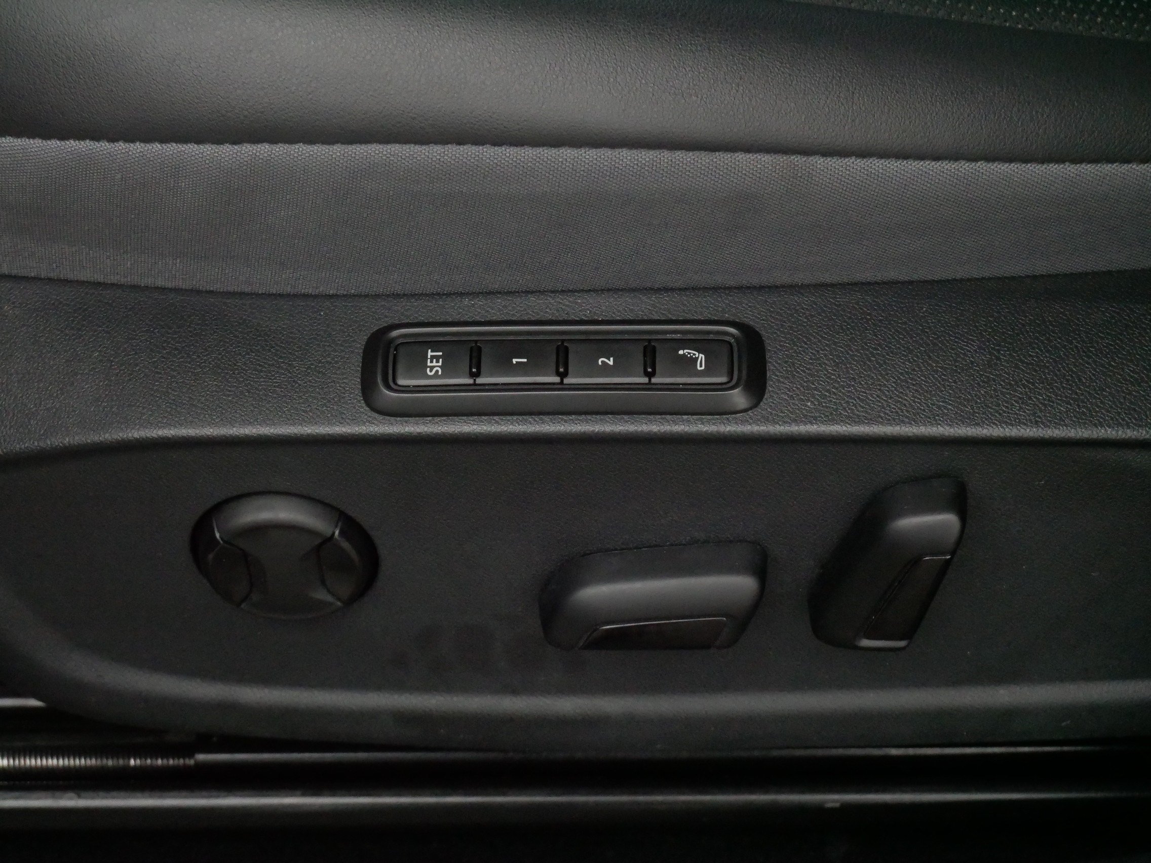 Certified 2023 Volkswagen ID.4 Pro S AWD/4WD image 21