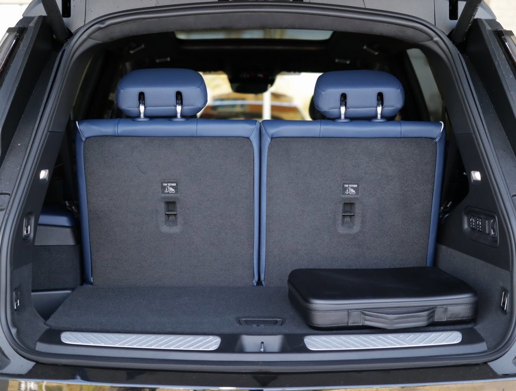 New 2026 Cadillac Vistiq Premium Luxury image 37