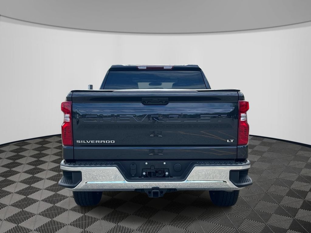 Used 2024 Chevrolet Silverado 1500 LT AWD/4WD image 4
