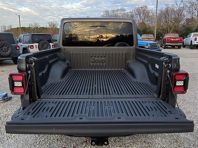 New 2026 Jeep Gladiator Rubicon AWD/4WD image 32