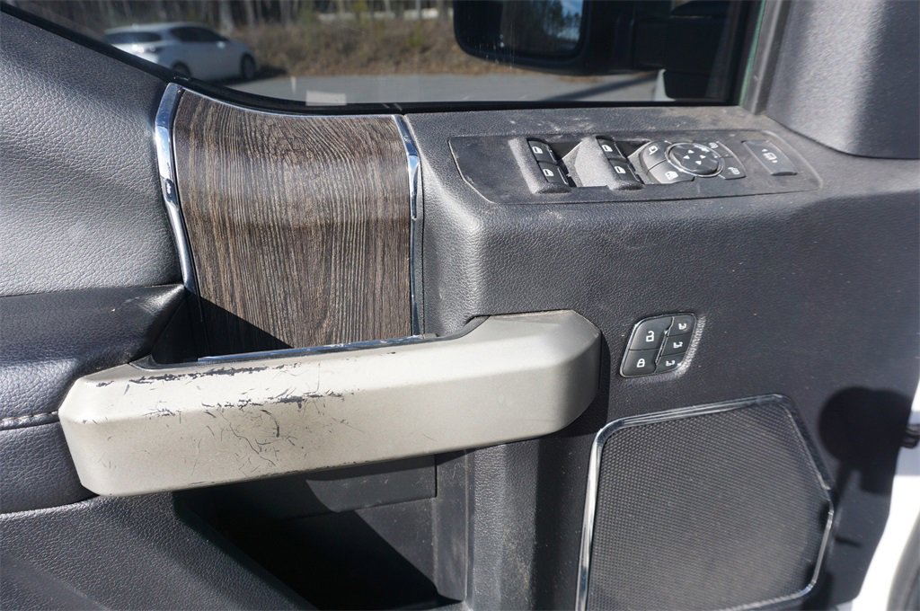 Used 2021 Ford F250 Lariat image 4